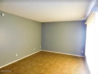 Photo #5: 6122003 Listing 