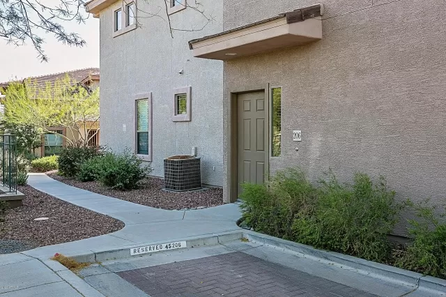 MLS: 6122129 Condo For Sale