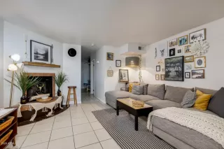 Photo #3: 6122287 Listing