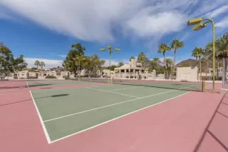 Photo #6: 6122367 Listing