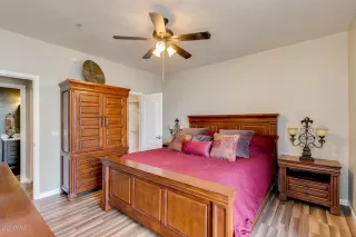 Photo #2: 6122411 Listing