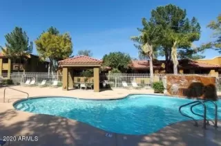 Photo #5: 6122411 Listing