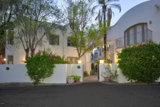 Photo #2: 6122458 Listing 