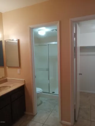 Photo #5: 6122544 Listing