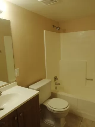 Photo #6: 6122544 Listing