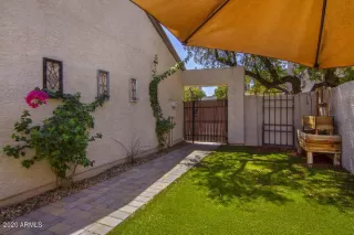 Photo #2: 6122600 Listing