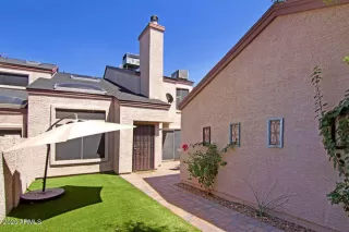 Photo #3: 6122600 Listing