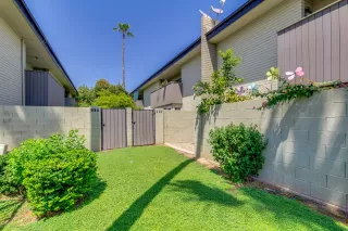 Photo #5: 6122671 Listing