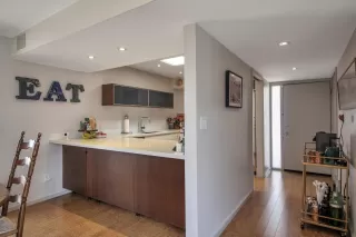 Photo #5: 6122802 Listing