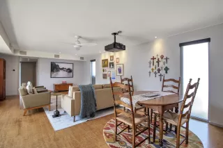 Photo #6: 6122802 Listing