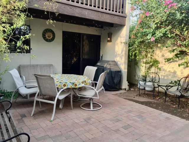 MLS: 6122851 Condo For Sale