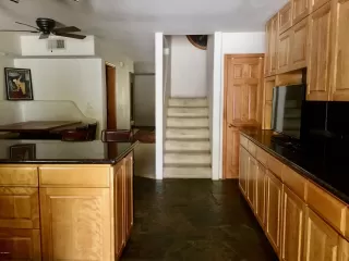 Photo #5: 6122851 Listing