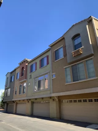 Photo #3: 6122896 Listing