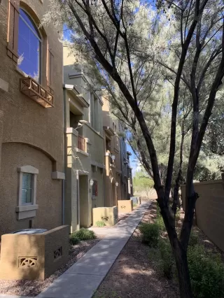 Photo #4: 6122896 Listing