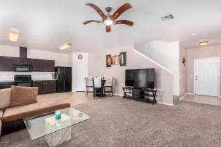 Photo #5: 6122900 Listing 