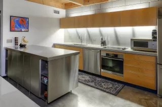 Photo #3: 6122969 Listing