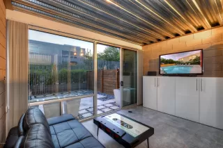 Photo #5: 6122969 Listing