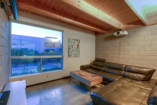 Photo #6: 6122969 Listing