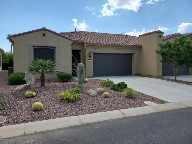 MLS: 6122976 Condo For Sale