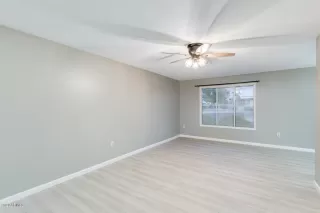 Photo #4: 6123078 Listing