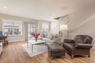 Photo #5: 6123104 Listing 