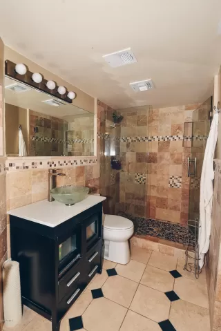 Photo #4: 6123180 Listing