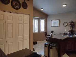 Photo #6: 6123238 Listing