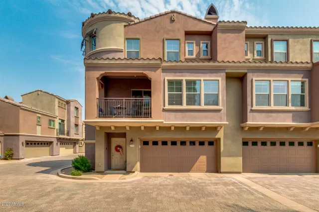 MLS: 6123432 Condo For Sale