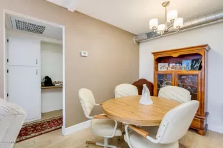 Photo #4: 6123587 Listing