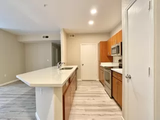 Photo #2: 6123610 Listing