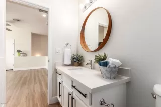 Photo #4: 6123639 Listing