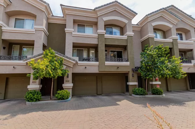 MLS: 6123733 Condo For Sale