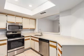 Photo #6: 6123790 Listing 