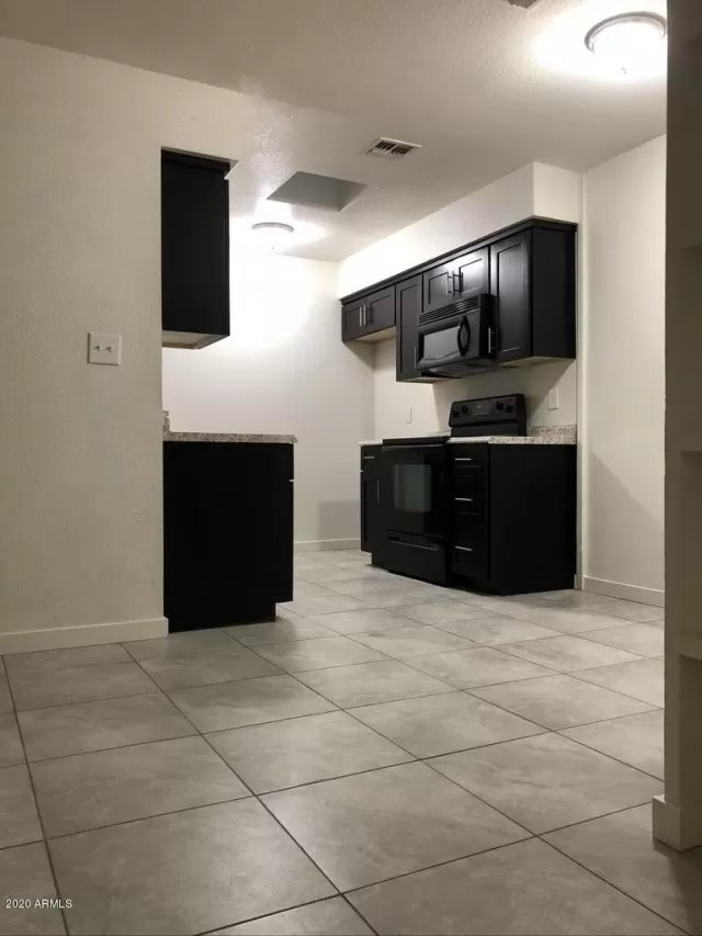 MLS: 6123963 Condo For Sale