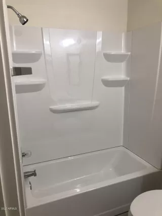 Photo #5: 6123963 Listing 