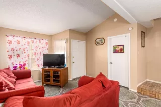 Photo #3: 6123976 Listing