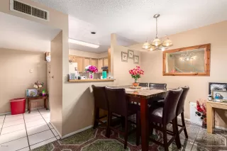 Photo #6: 6123976 Listing