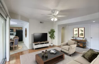 Photo #3: 6124059 Listing