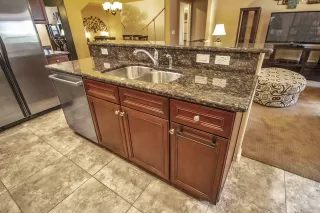 Photo #4: 6124089 Listing