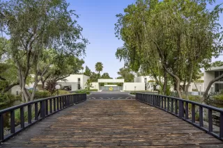 Photo #1: 6124094 Listing