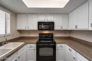 Photo #4: 6124301 Listing 