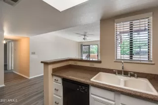 Photo #6: 6124301 Listing 