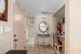 Photo #4: 6124473 Listing