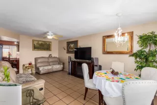 Photo #5: 6124473 Listing