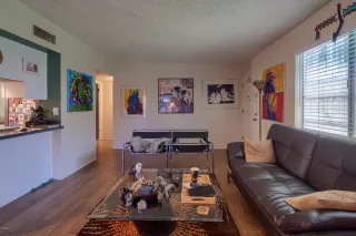 Photo #2: 6124512 Listing 