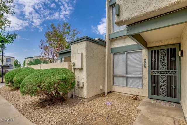 MLS: 6124548 Condo For Sale