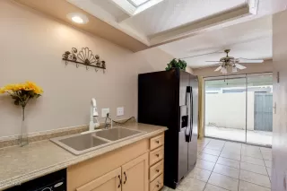 Photo #4: 6124548 Listing 