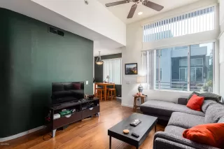 Photo #2: 6124672 Listing