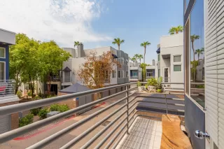 Photo #6: 6124672 Listing