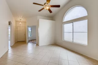 Photo #6: 6124694 Listing